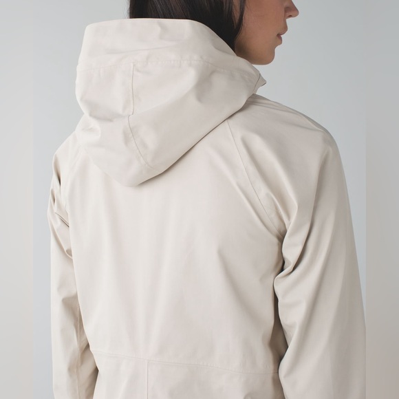 Lululemon Definitely Raining Jacket - Picture 3 of 15